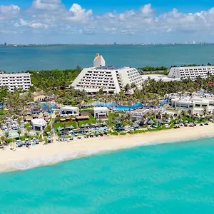 Resort Grand Oasis -